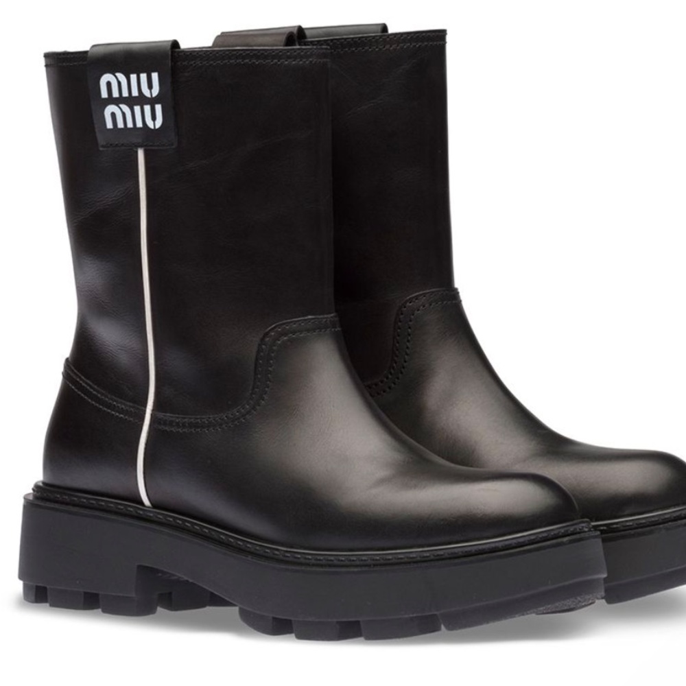 Miu Miu logo-patch ankle boots